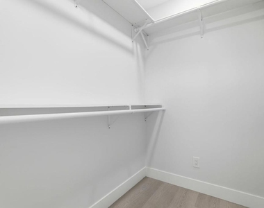 1802 Ponca Court - Photo Thumbnail 17