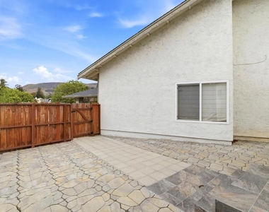 1802 Ponca Court - Photo Thumbnail 25