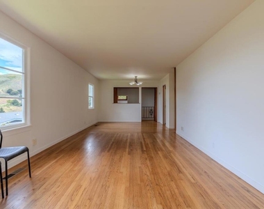463 Talbot Avenue - Photo Thumbnail 2