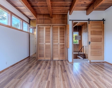 463 Talbot Avenue - Photo Thumbnail 14