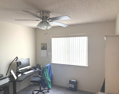 4062 Glendale Court - Photo Thumbnail 9