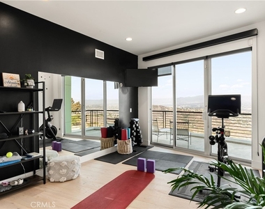3230 Tyrol Drive - Photo Thumbnail 37