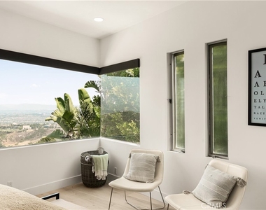3230 Tyrol Drive - Photo Thumbnail 26