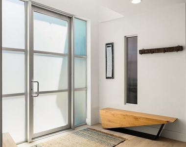 3230 Tyrol Drive - Photo Thumbnail 21