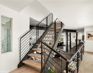 3230 Tyrol Drive - Photo Thumbnail 18