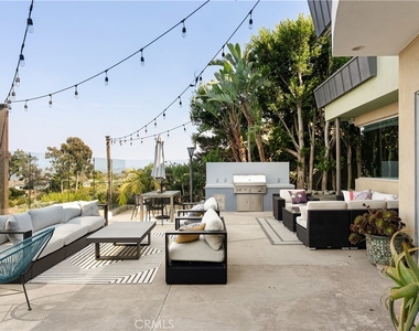 3230 Tyrol Drive - Photo Thumbnail 32
