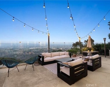 3230 Tyrol Drive - Photo Thumbnail 4