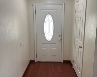 11266 Ramway - Photo Thumbnail 5
