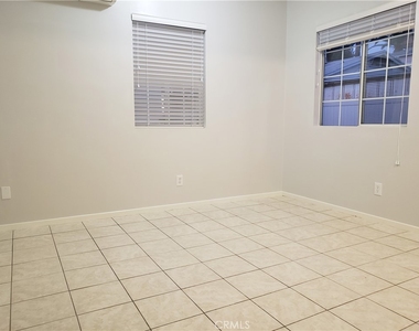 628 W California - Photo Thumbnail 5