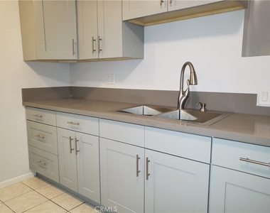 628 W California - Photo Thumbnail 12