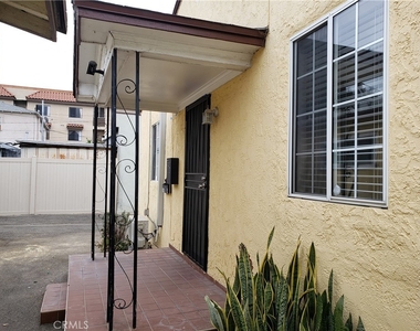 628 W California - Photo Thumbnail 13