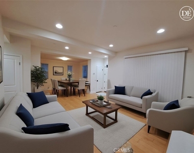 6300 Honolulu Avenue - Photo Thumbnail 5