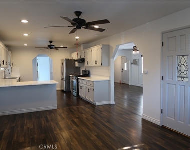455 Nassau - Photo Thumbnail 5