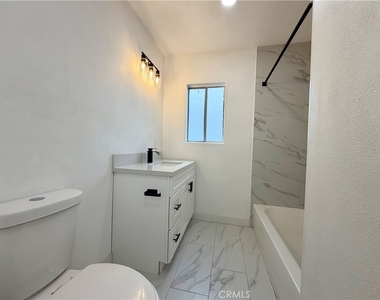 1356 W Trenton Street - Photo Thumbnail 5