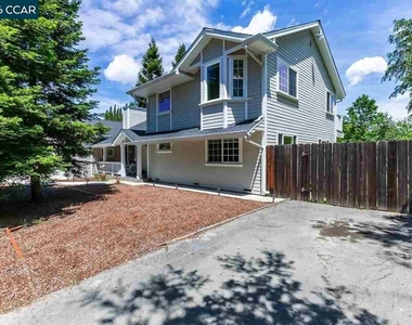 2860 Buena Vista Ave - Photo Thumbnail 3