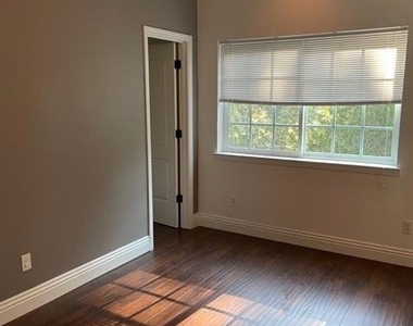 2860 Buena Vista Ave - Photo Thumbnail 25