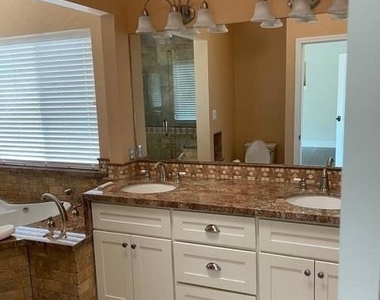 2860 Buena Vista Ave - Photo Thumbnail 20
