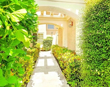 32396 Outrigger Way - Photo Thumbnail 1