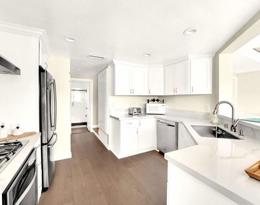 32396 Outrigger Way - Photo Thumbnail 7