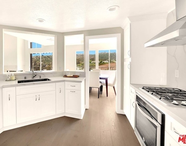 32396 Outrigger Way - Photo Thumbnail 8