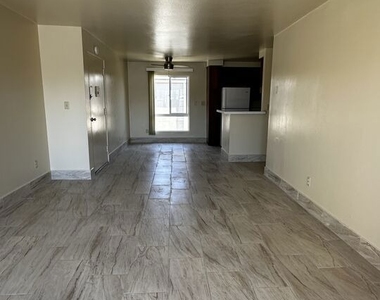 3422 Maricopa Street - Photo Thumbnail 5