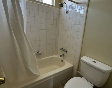 3422 Maricopa Street - Photo Thumbnail 11