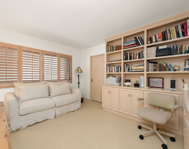 23752 Malibu Road - Photo Thumbnail 28