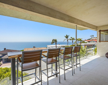 18101 Coastline Drive - Photo Thumbnail 13
