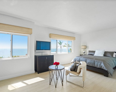 18101 Coastline Drive - Photo Thumbnail 15