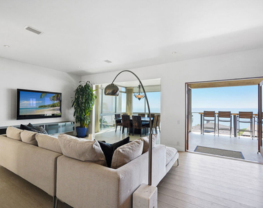 18101 Coastline Drive - Photo Thumbnail 8