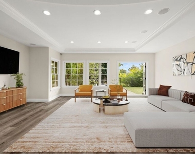 735 Thayer Avenue - Photo Thumbnail 6