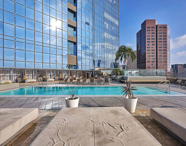 1100 Wilshire Boulevard - Photo Thumbnail 18