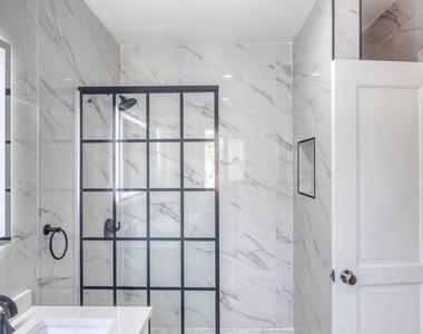 2127 Malcolm Avenue - Photo Thumbnail 27