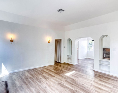 2127 Malcolm Avenue - Photo Thumbnail 5