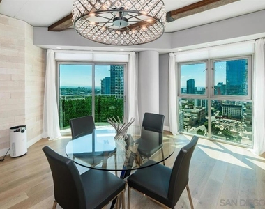 801 Ash Street - Photo Thumbnail 14