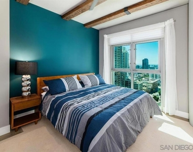 801 Ash Street - Photo Thumbnail 8