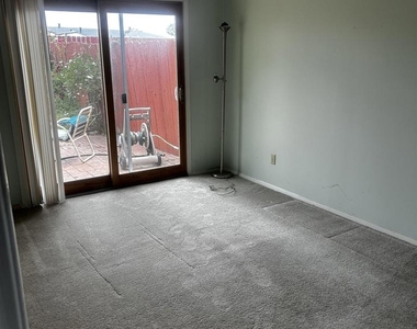3142 Luna Ave. - Photo Thumbnail 9