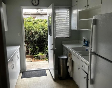 3142 Luna Ave. - Photo Thumbnail 6