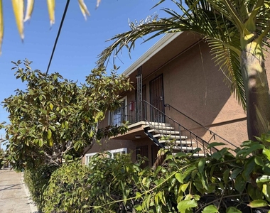 1646 Brookes Ave. - Photo Thumbnail 1