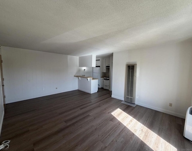 1646 Brookes Ave. - Photo Thumbnail 3