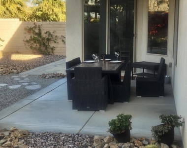 81672 Avenida Viesca - Photo Thumbnail 9