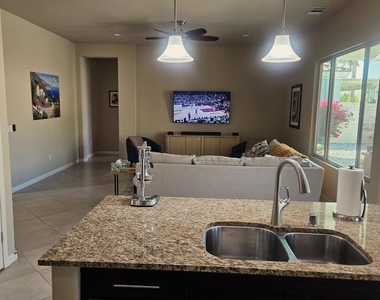 81672 Avenida Viesca - Photo Thumbnail 29