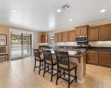 73757 Picasso Drive - Photo Thumbnail 28