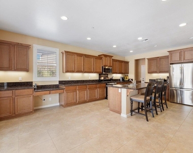 73757 Picasso Drive - Photo Thumbnail 27