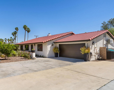 2200 E Acacia Road N - Photo Thumbnail 3