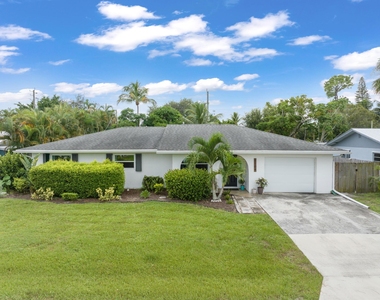 1104 Nw 12th Terrace - Photo Thumbnail 3