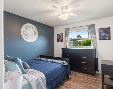 1104 Nw 12th Terrace - Photo Thumbnail 10