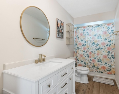 1104 Nw 12th Terrace - Photo Thumbnail 13