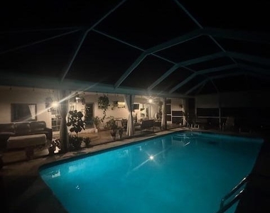 1104 Nw 12th Terrace - Photo Thumbnail 24