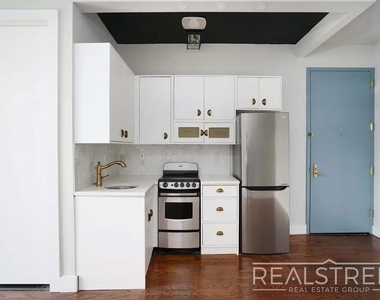 489 Washington Avenue - Photo Thumbnail 1